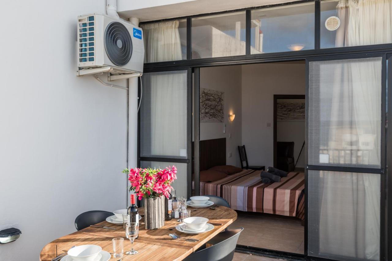 Seashells 2 Bedroom Apartment With Sunny Terrace With Stunning Sea Views - By Getawaysmalta St. Paul's Bay Luaran gambar